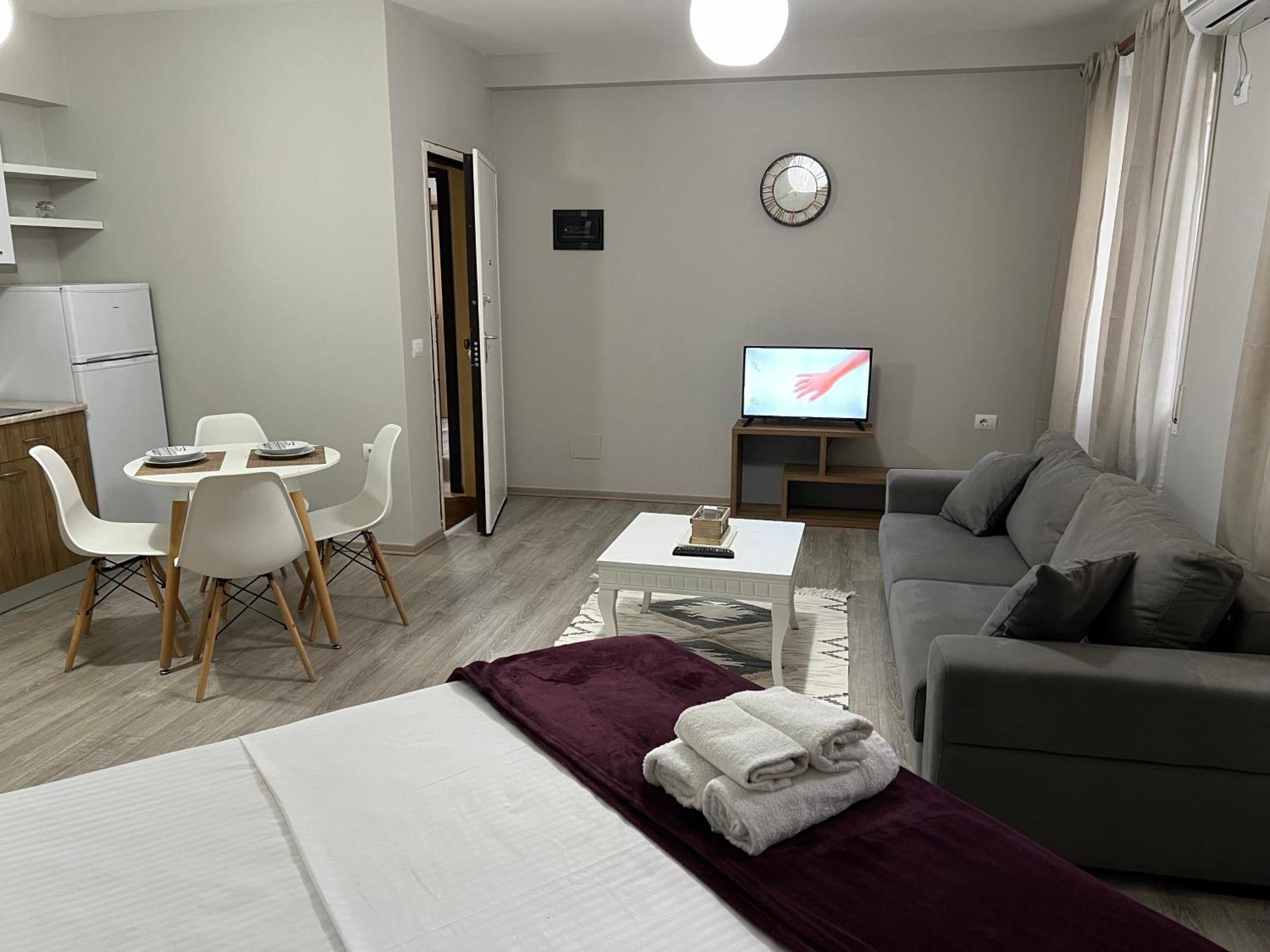 Apartamente Oslo Vlore Bagian luar foto